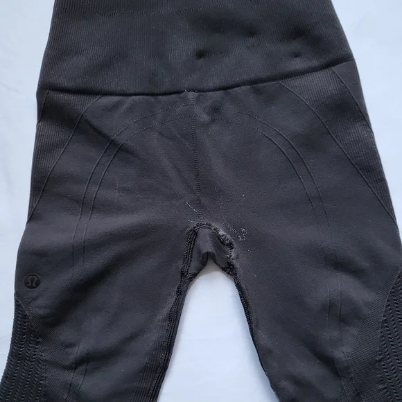 Lululemon Flow & Go Crop - Picture 11 of 15